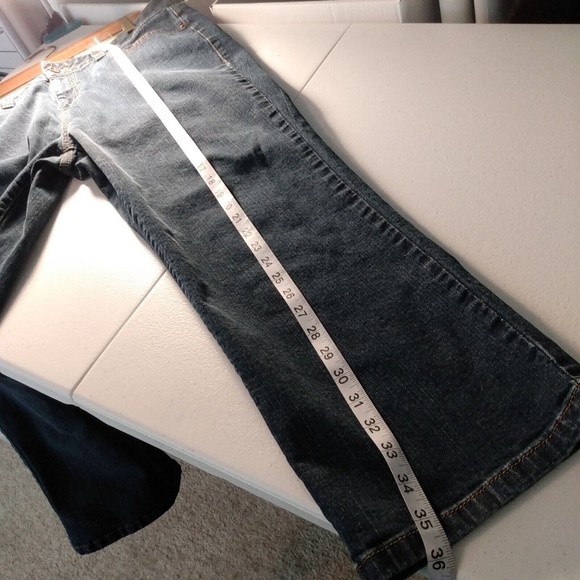 DKNY Jeans Women's Plus Size 16 Blue Denim Straight Leg - Picture 8 of 8